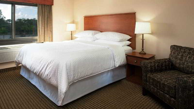 Four Points By Sheraton Fort Myers Airport Экстерьер фото
